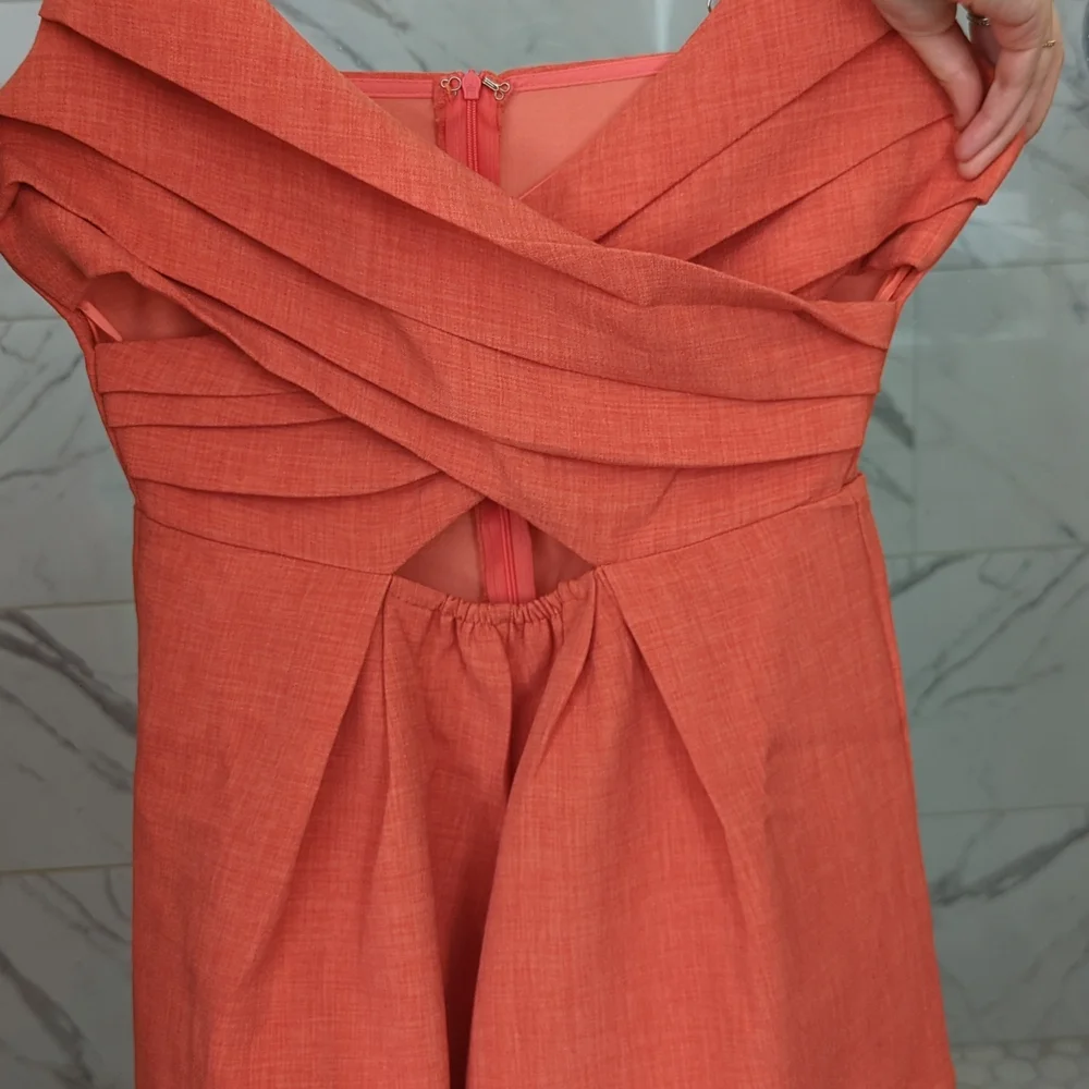 Orange cutout romper - Picture 2 of 4